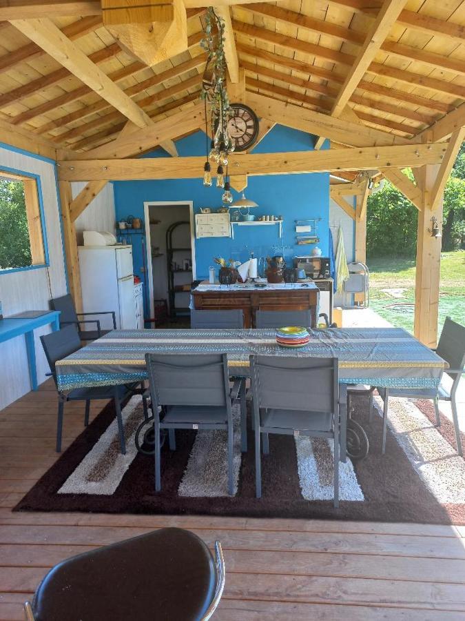 Les Chalets Salineens Salies-du-Salat Exterior foto